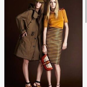 Burberry raffia pencil skirt 40